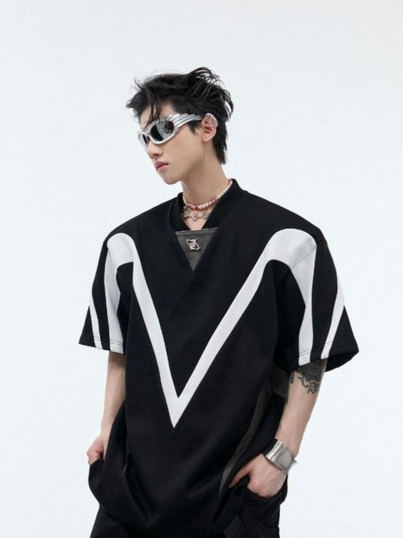 V-Neck Contrast T-Shirt