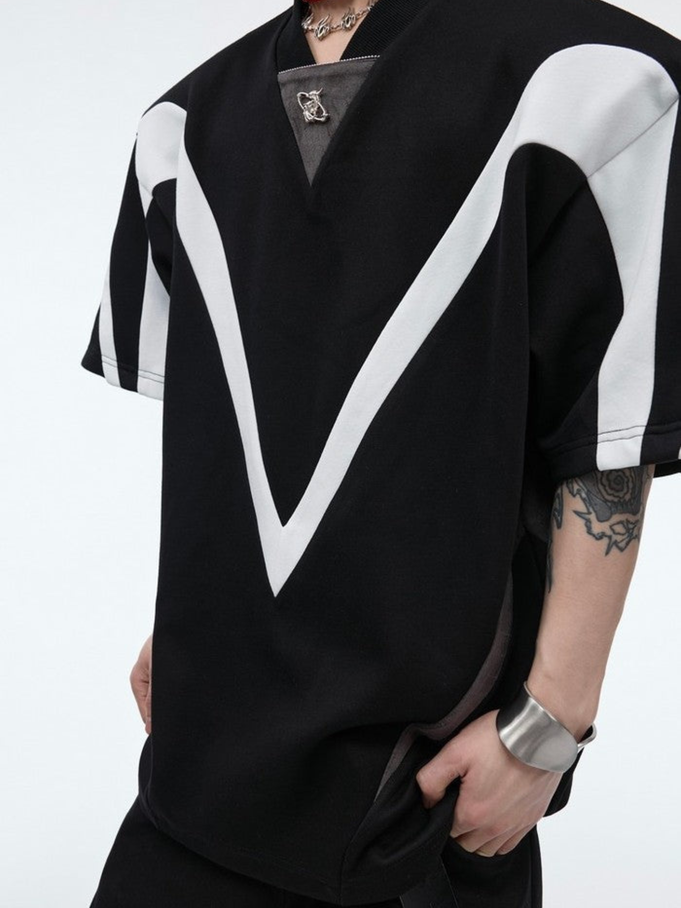 V-Neck Contrast T-Shirt